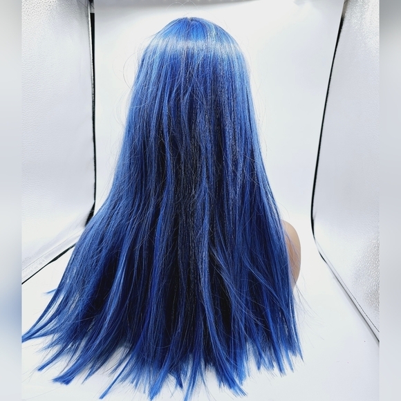 Uniwigs Blue Iris Blue Lowlighted Wavy Synthetic Wig - Picture 3 of 6